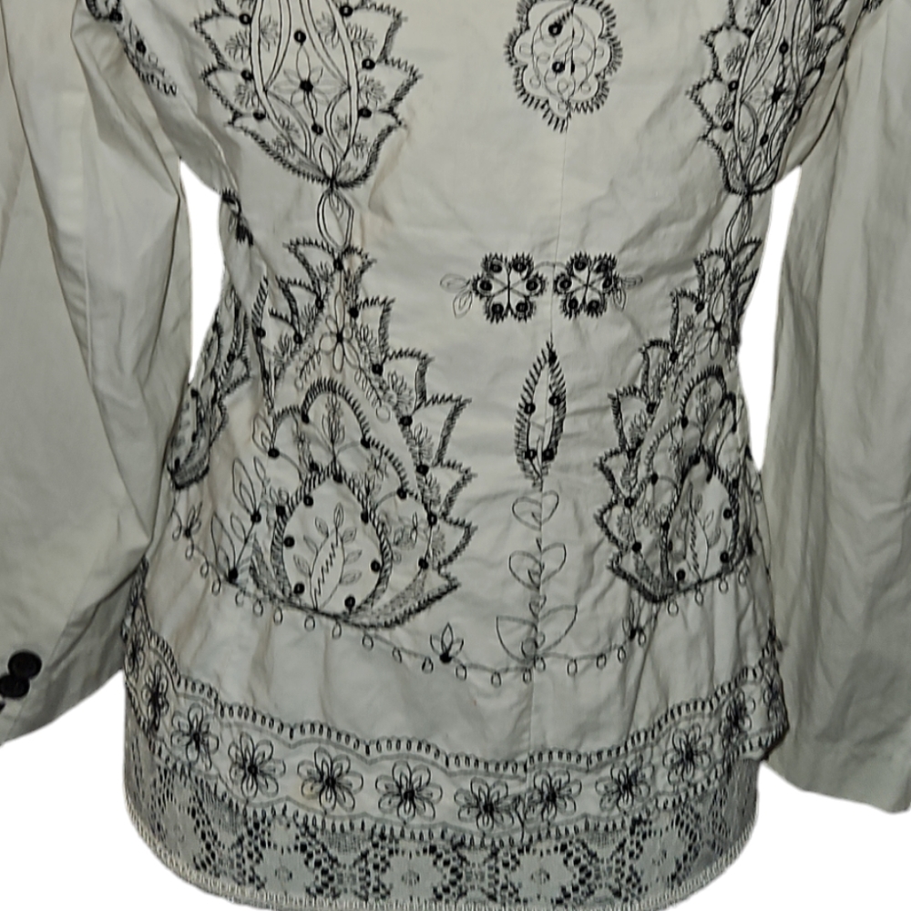 Embroidered and Sequined Jacket - Picture 16 of 16